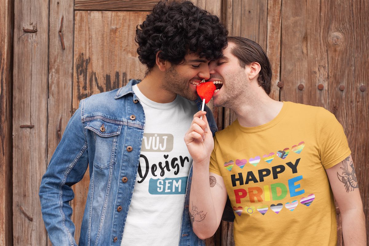 LGBT+ tričko s vlastním designem - puppynator.cz