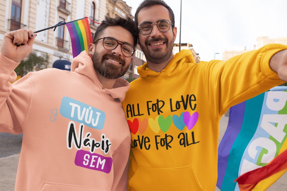 Mikina s duhovým nápisem - puppynator.cz